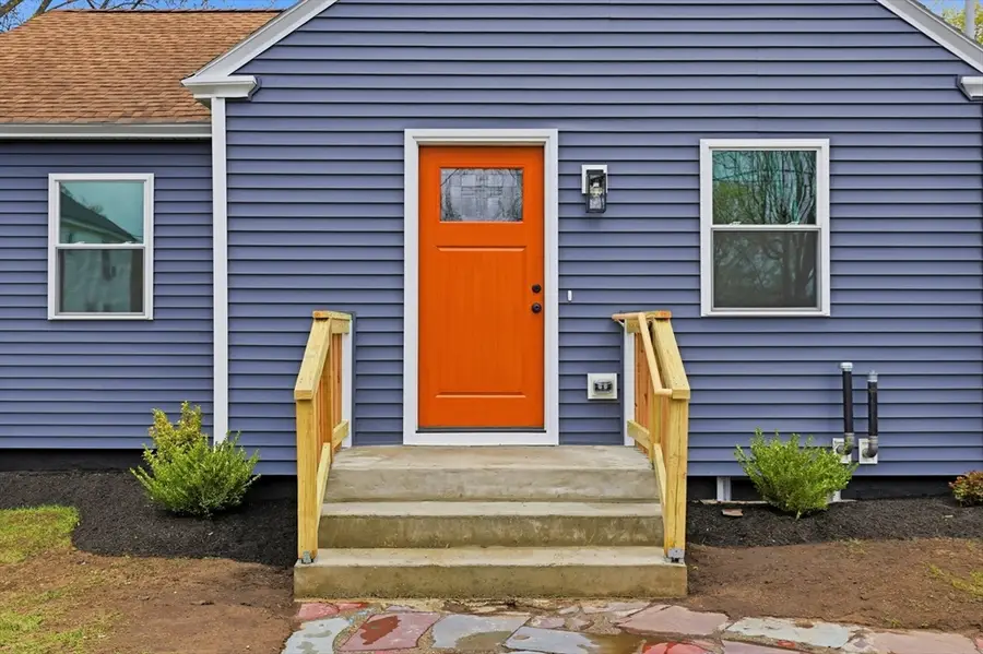 63 Charles St, Three Rivers, MA 01080 - #3