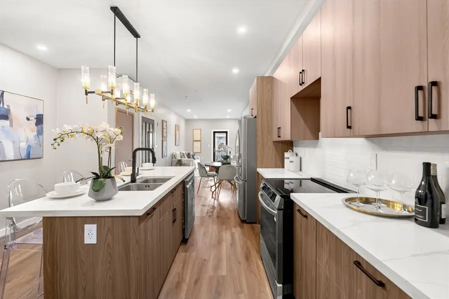 14 Schuyler #3, Boston, MA 02121 - #3