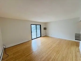 37 Hosmer St #4, Marlborough, MA 01752 - #3