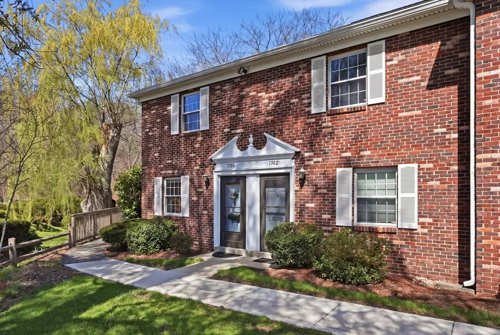 1301 Windsor Drive #1301, Framingham, MA 01701 - #1