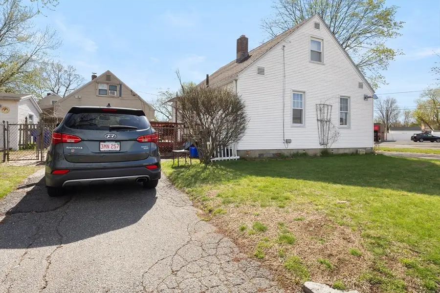 1791 Carew St, Springfield, MA 01104 - #3