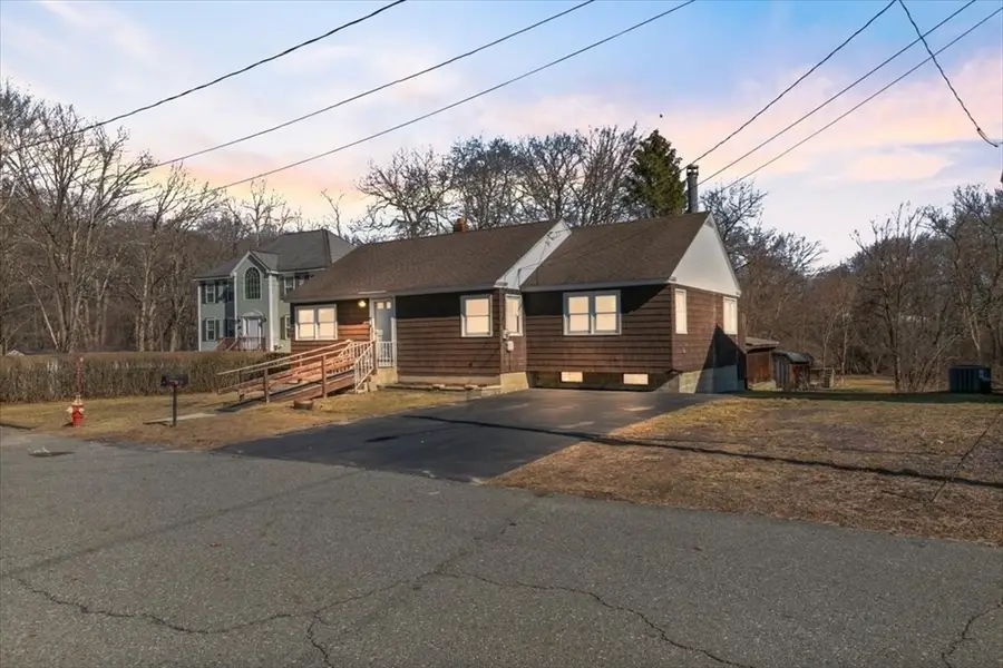 51 Superior Ave, Dracut, MA 01826 - #3