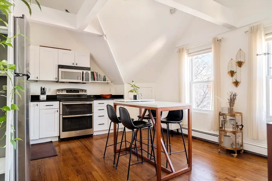 130 Massachusetts Ave #6, Arlington, MA 02474 - #3