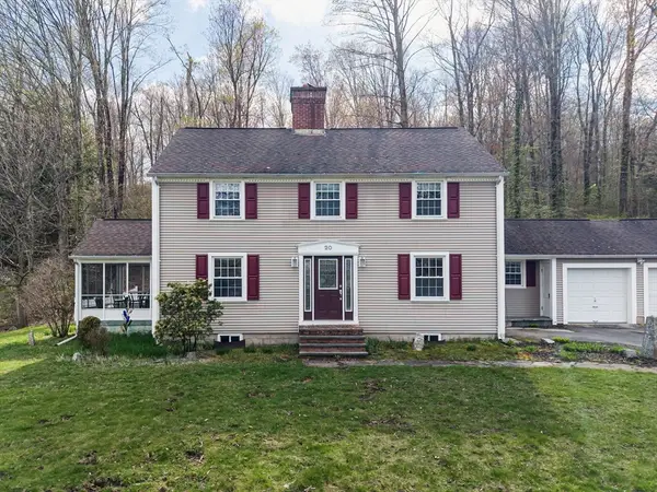 20 High St, Monson, MA 01057