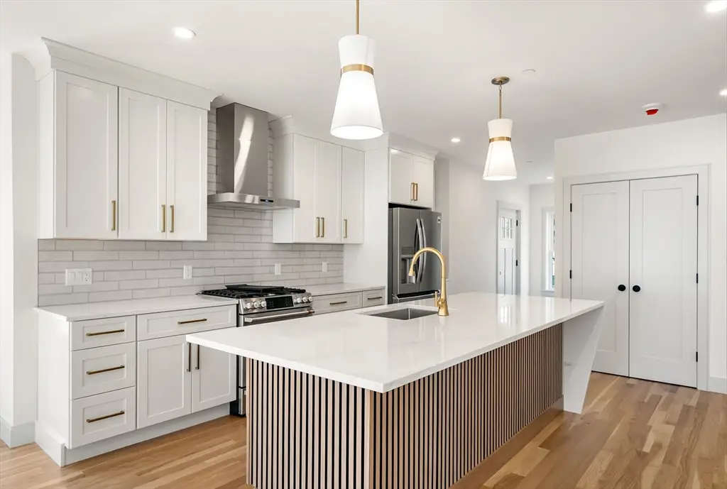 6-8 South #2, Stoneham, MA 02180 - #1