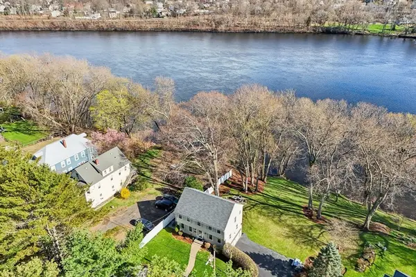 96 Margin St, Haverhill, MA 01832