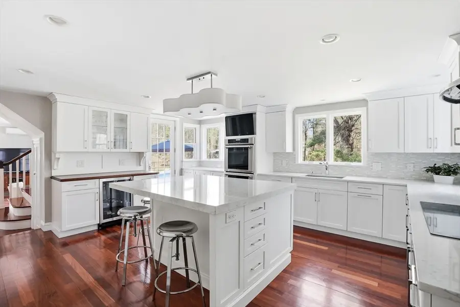 192 Prospect St, Hingham, MA 02043 - #3