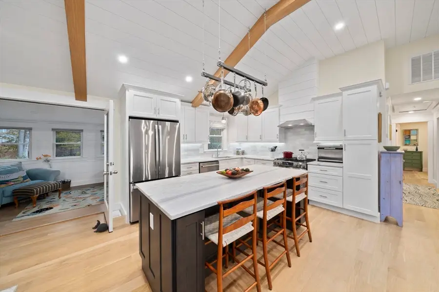 53 Chestnut St, Hanover, MA 02339 - #2