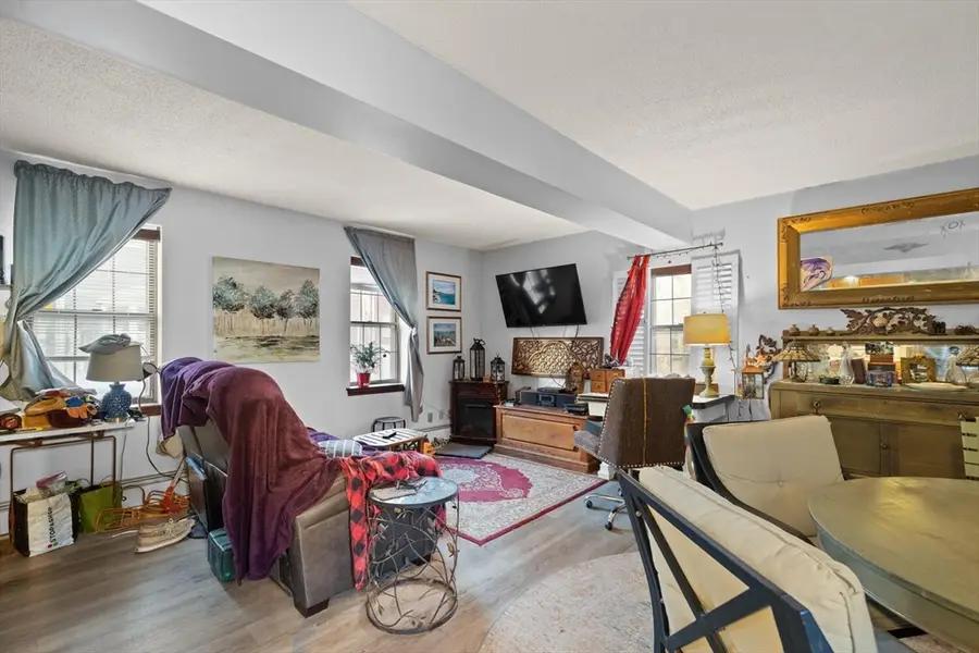 5 Herbert St, Salem, MA 01970 - #3