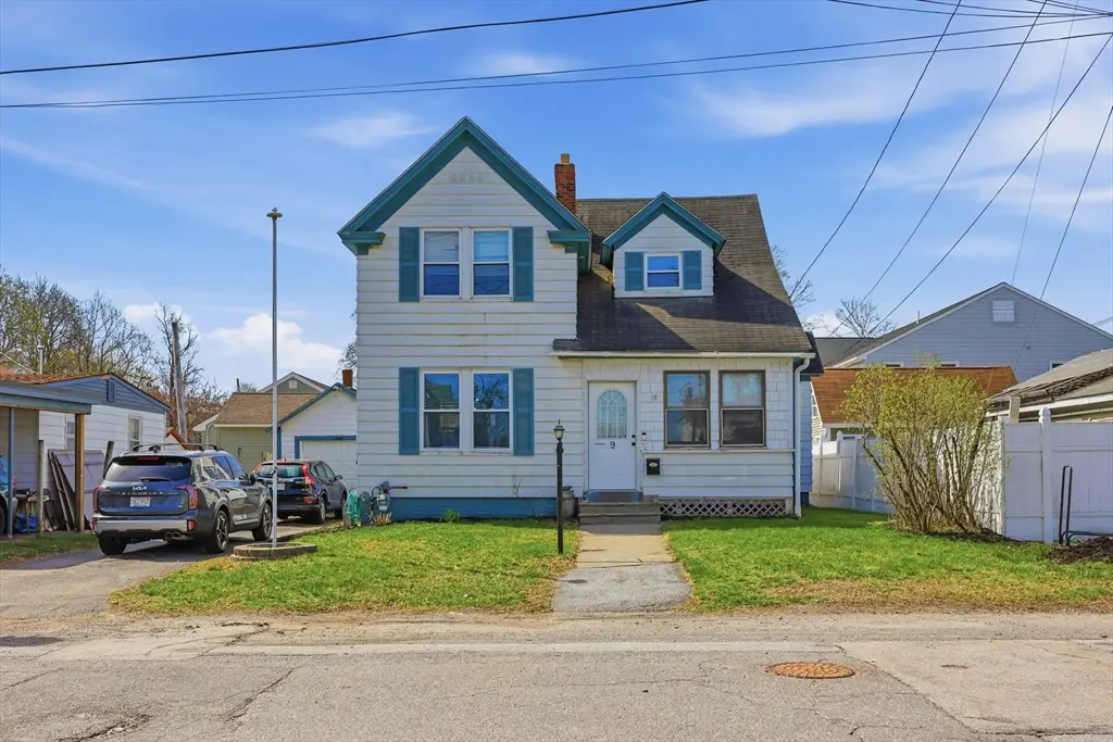 9 Hamilton Street, Clinton, MA 01510 - #1