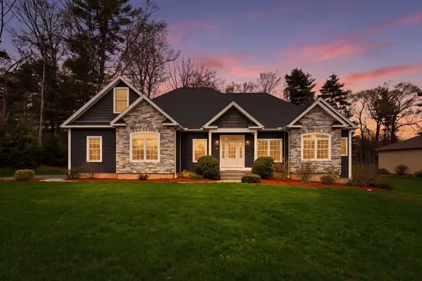 12 Pondview Drive, East Longmeadow, MA 01028