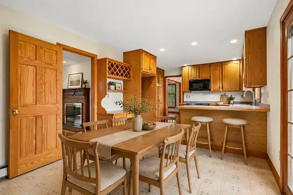 29 Parish Road, Georgetown, MA 01833