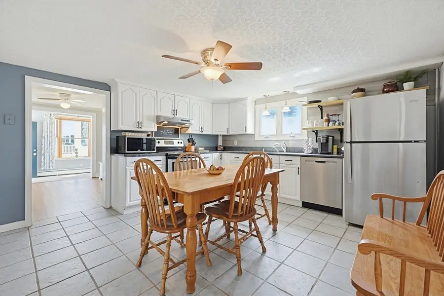 61 Ruth, Dracut, MA 01826 - #3