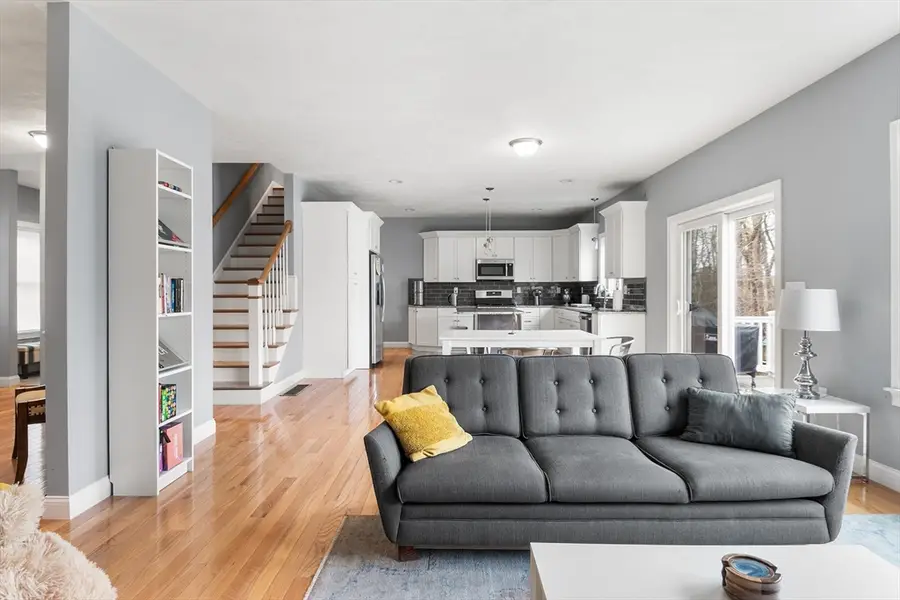 2 Liams Ln, Methuen, MA 01844 - #3