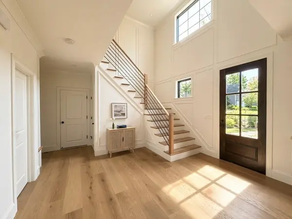 33 Stacey Street, Natick, MA 01760