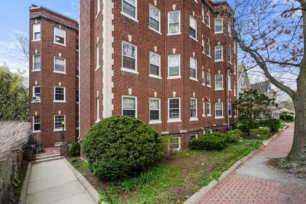61 Garfield St #14, Cambridge, MA 02138 - #1