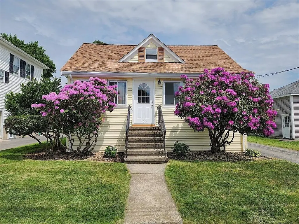 130 Monroe St, Norwood, MA 02062 - #1