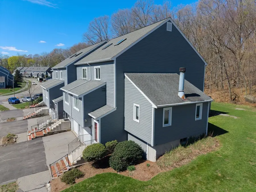 31 Blithewood Ave #1201, Worcester, MA 01604 - #2