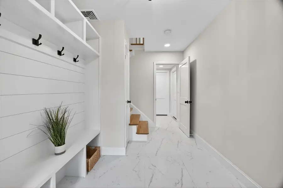 1 Hunter Dr, Andover, MA 01810 - #3