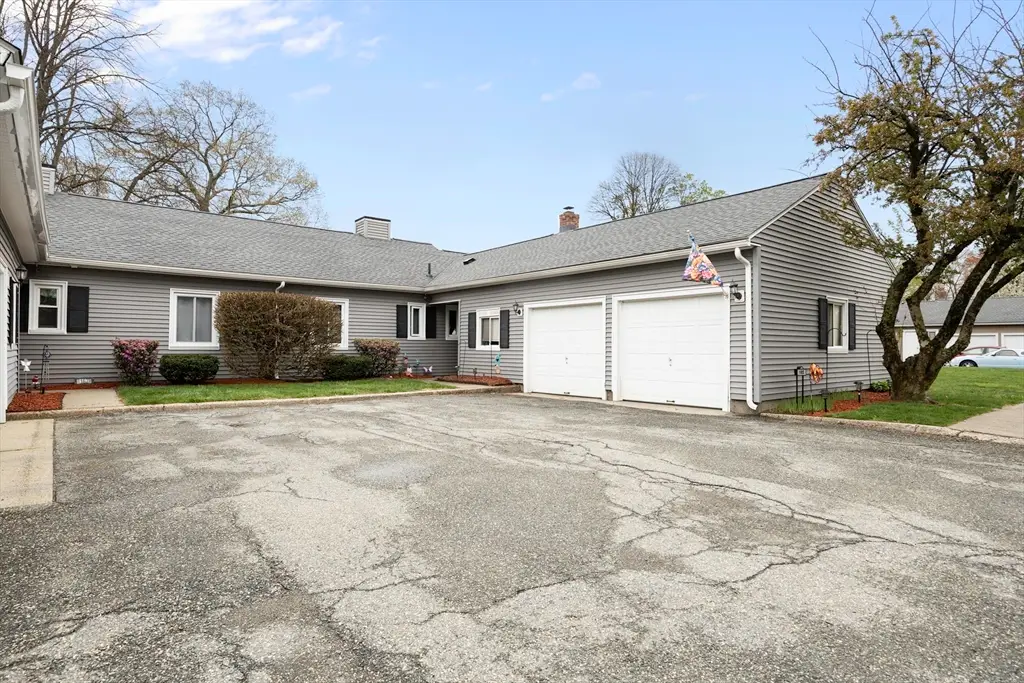 165 Applewood Drive #165, Chicopee, MA 01022 - #1