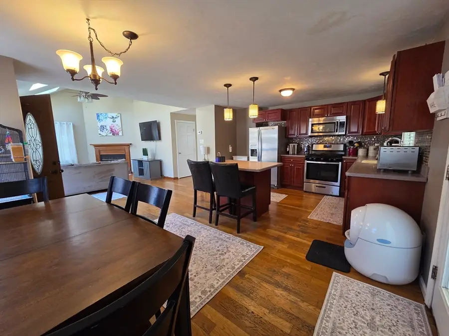 66 Wampatuck St, Pembroke, MA 02359 - #2