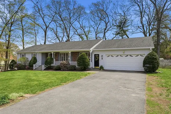 9 Jennifer Dr, West Springfield, MA 01089