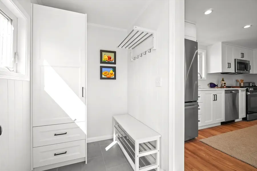 67 Montgomery Rd, Swansea, MA 02777 - #2