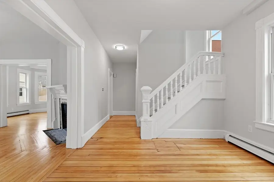 94 D Street, Lowell, MA 01851 - #3