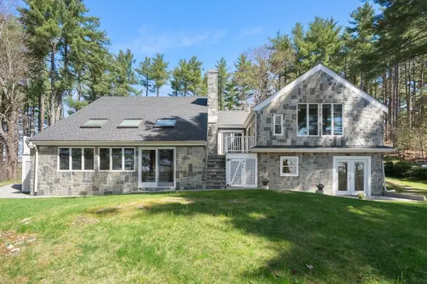 40 Hobbs Brook Road, Weston, MA 02493