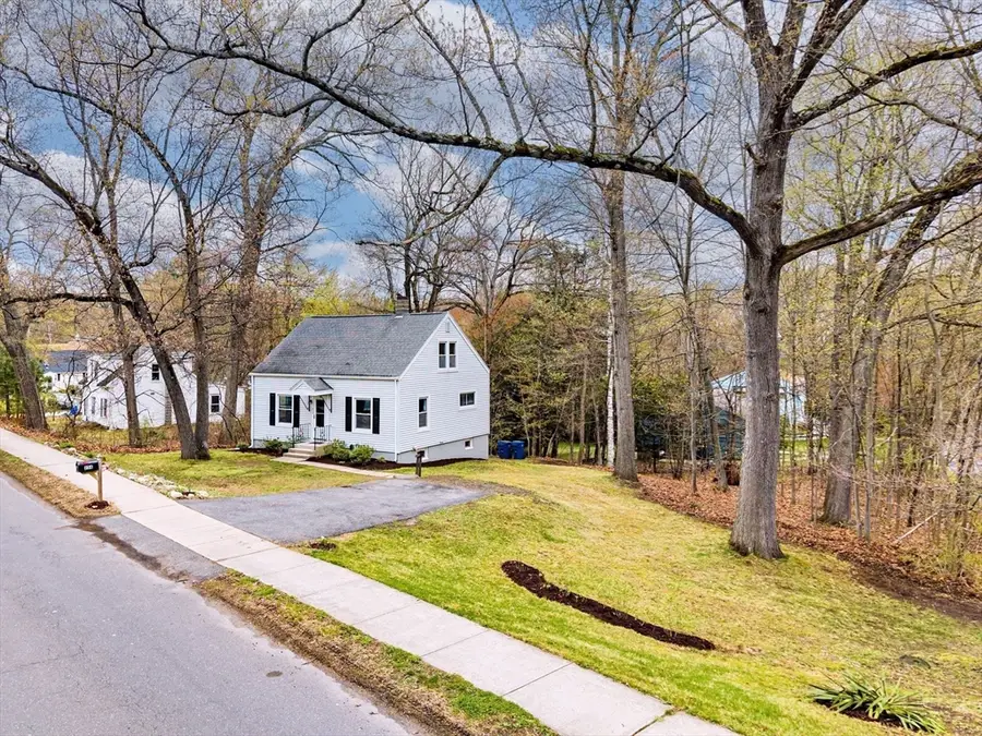 256 Morton St, West Springfield, MA 01089 - #3