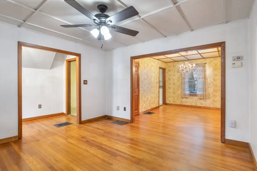 35 Grant Ave, Medford, MA 02155 - #3