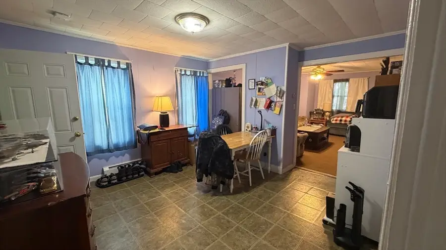 66 Hargraves St, Fall River, MA 02723 - #3