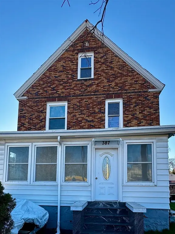 387 Washington St, Westwood, MA 02090 - #2