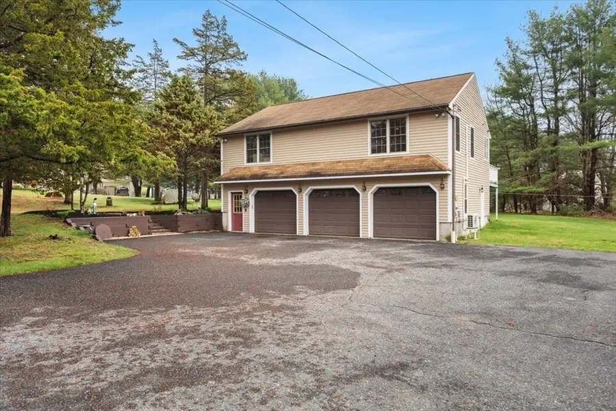 70-R Milk St, Blackstone, MA 01504 - #3