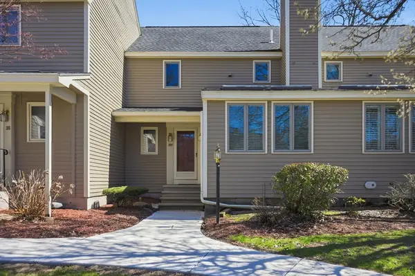 189 Brickett Hill Cir #189, Haverhill, MA 01830