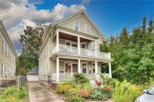 170 Fourth St #3, Providence, RI 02906