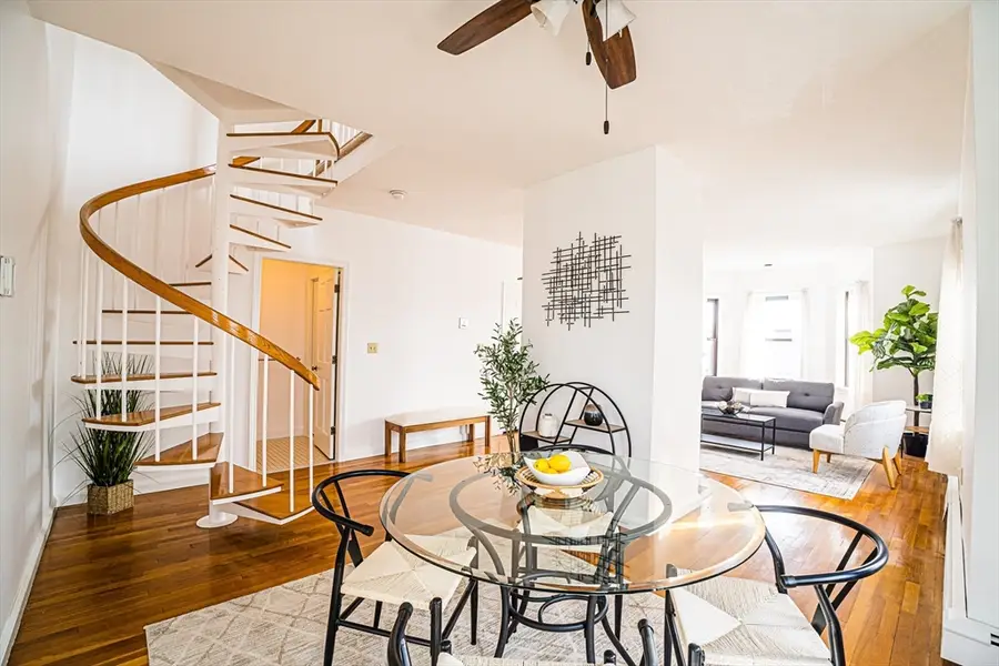 86 Walnut St #3, Boston, MA 02122 - #3