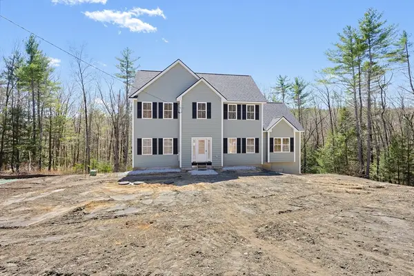 112 West Meadow, Townsend, MA 01474