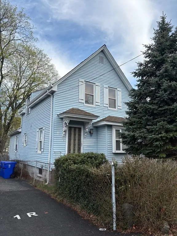 18 Alger Ave, Taunton, MA 02780 - #1