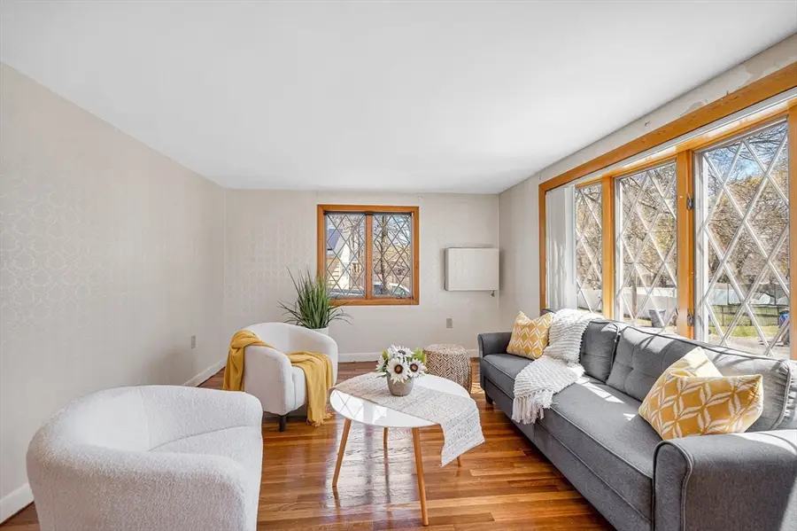 33 Pratt Street, Tewksbury, MA 01876 - #3