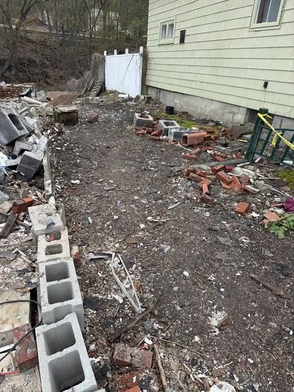 77 Washington St, Greenfield, MA 01301 - #2