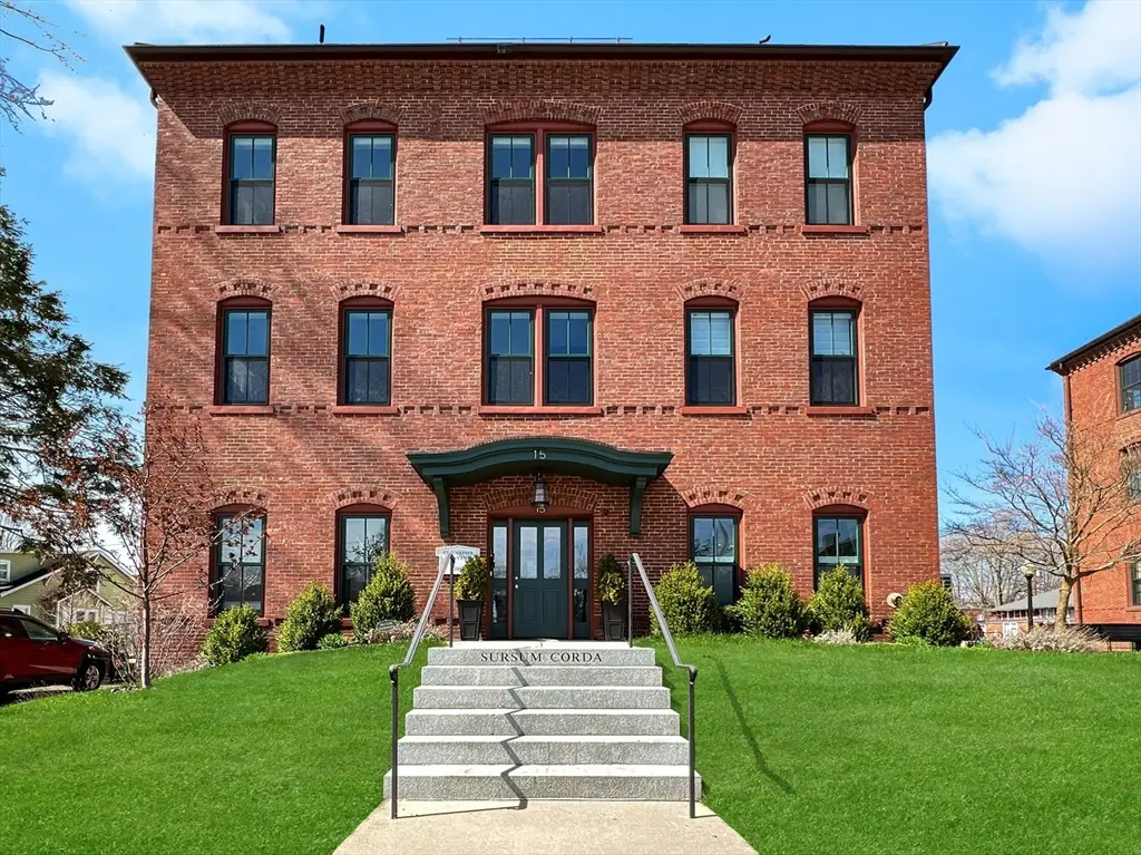 15 Sparhawk St #2, Amesbury, MA 01913 - #1
