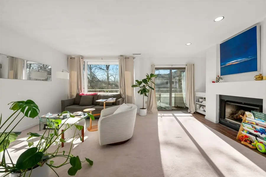 9-17 Baldwin St #15C, Newton, MA 02458 - #3