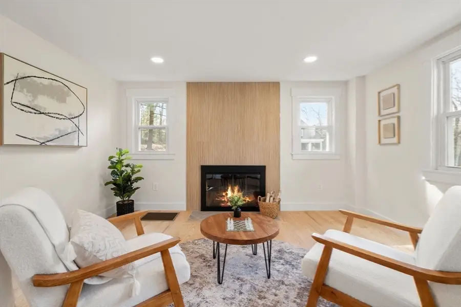 30 Oakridge Ave, Natick, MA 01760 - #3