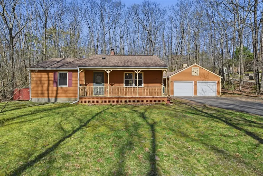 514 Leadmine Rd, Sturbridge, MA 01566 - #1