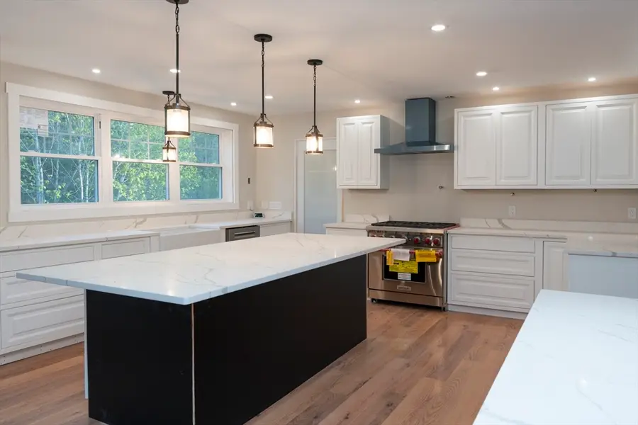 28 Marion, Rochester, MA 02770 - #2