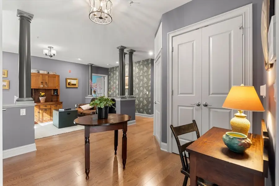 60 Merrimac St #109, Amesbury, MA 01913 - #3