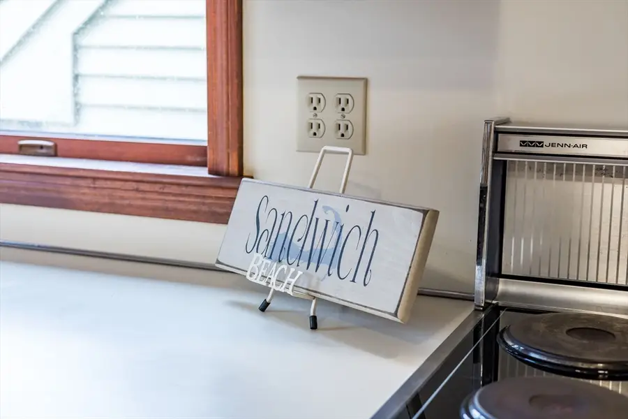 4 Earl Road, Sandwich, MA 02563 - #3