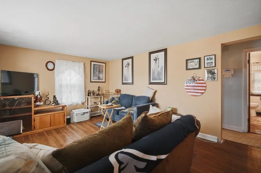 52 Haumont Ter, Springfield, MA 01104 - #3