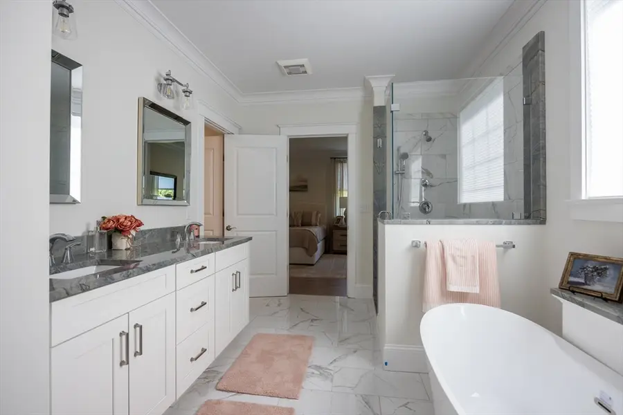 37 Crestwood Circle #37, Rochester, MA 02770 - #3